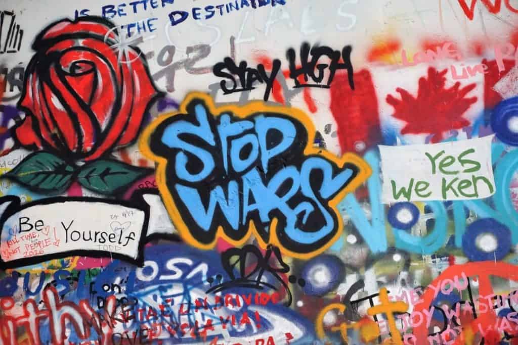 Graffiti: Stop Wars